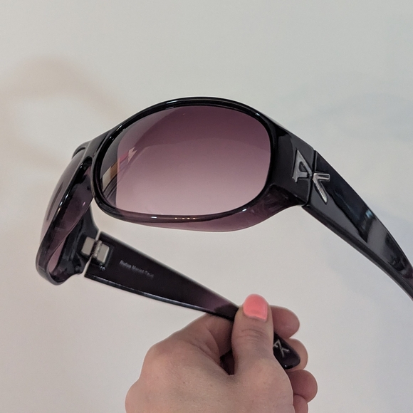 Anon Rufus Sunglasses - Merlot Fade with Case main image 10